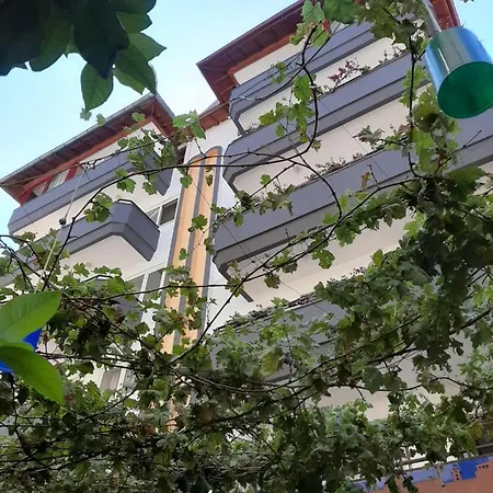 公寓式酒店 Musti 4*