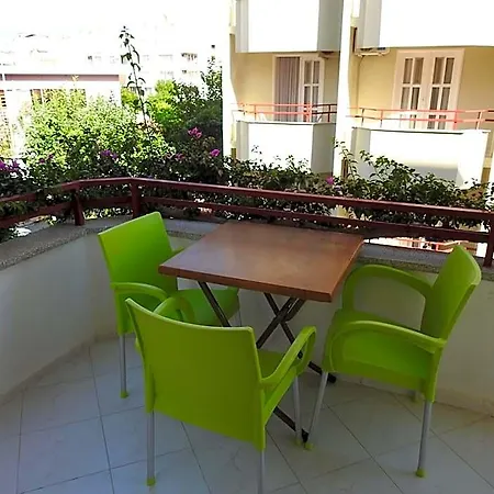 Aparthotel Musti Apart 4*