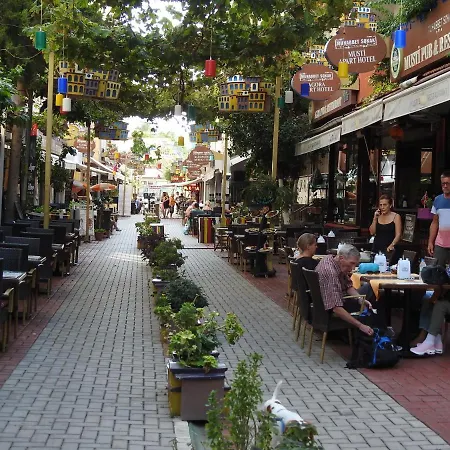 Musti Aparthotel Alanya