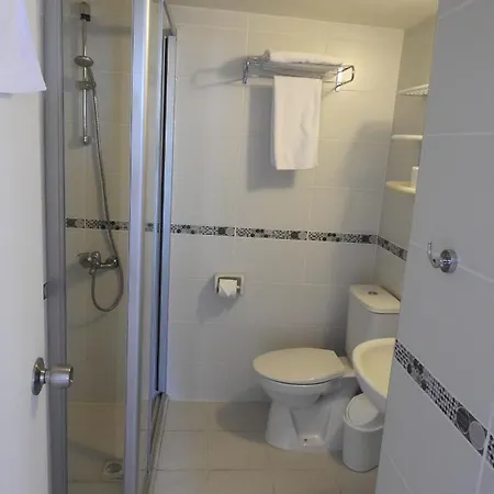 Ξενοδοχείο με διαμερίσματα Musti Αλάνια