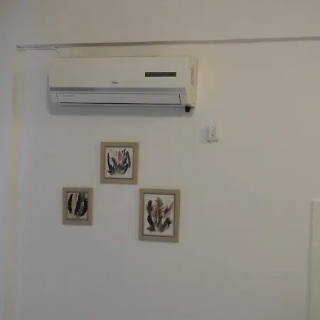 Ξενοδοχείο με διαμερίσματα Musti 4*