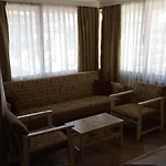 Musti 公寓式酒店 阿拉尼亚